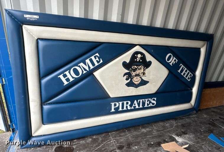 image for item EN0855 Approximately 10 gym mats