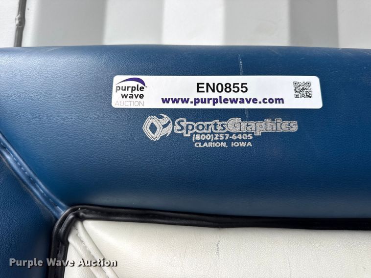 image for item EN0855 Approximately 10 gym mats