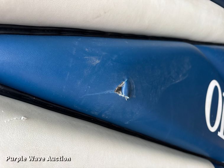 image for item EN0855 Approximately 10 gym mats