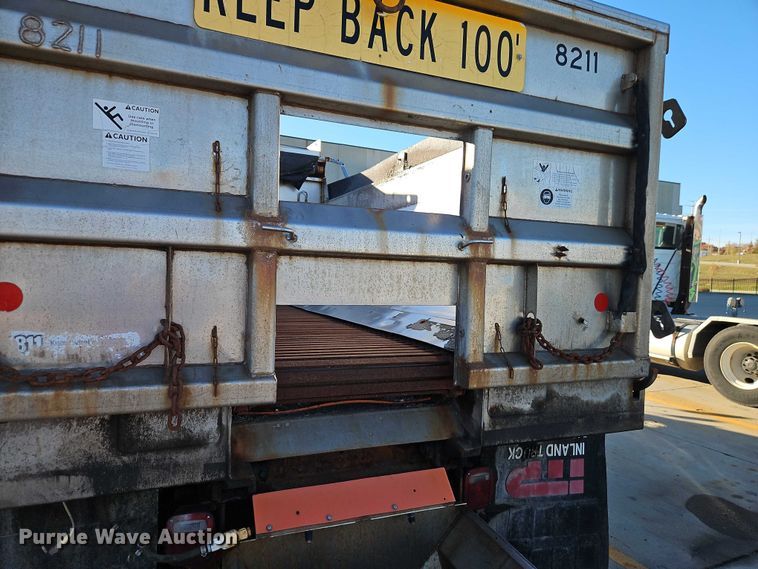 image for item EO4806 2006 International 7400 dump truck