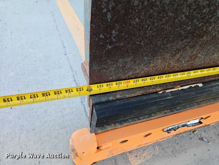 image for item EO4806 2006 International 7400 dump truck