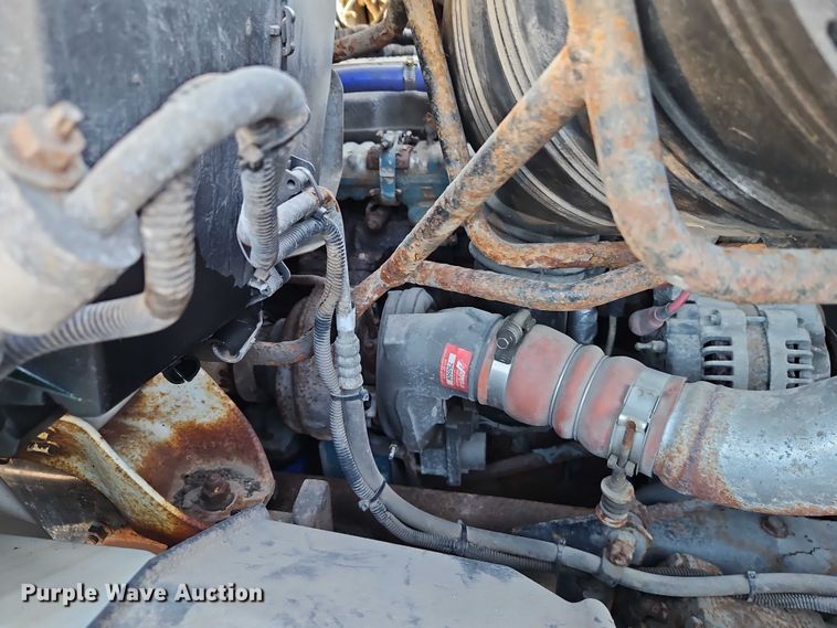 image for item EO4806 2006 International 7400 dump truck