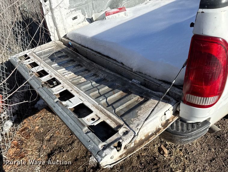 image for item EP2769 2002 Ford F150 pickup truck