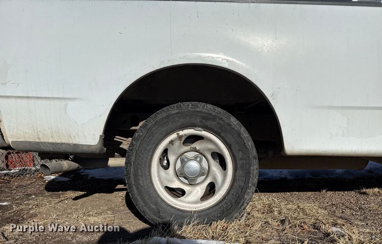 image for item EP2769 2002 Ford F150 pickup truck