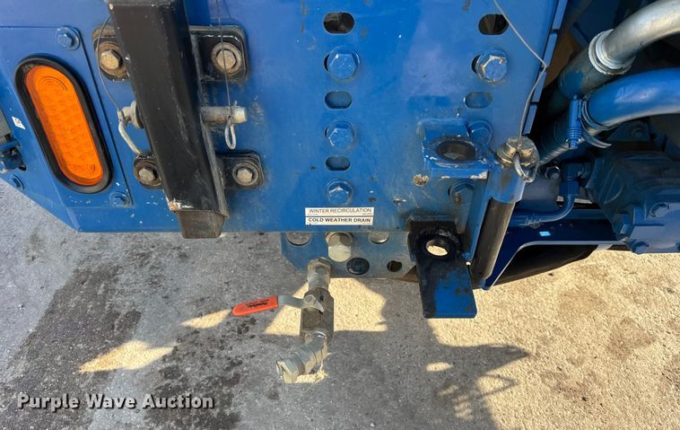 image for item ER0345 2014 Peterbilt 348 sewer jetter truck