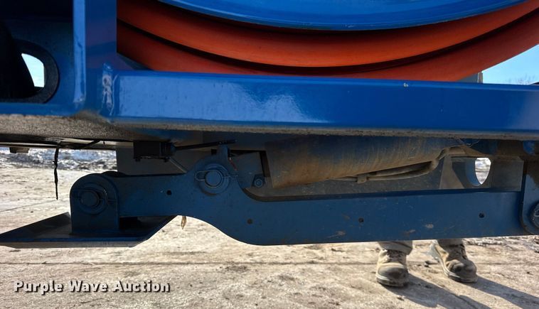 image for item ER0345 2014 Peterbilt 348 sewer jetter truck