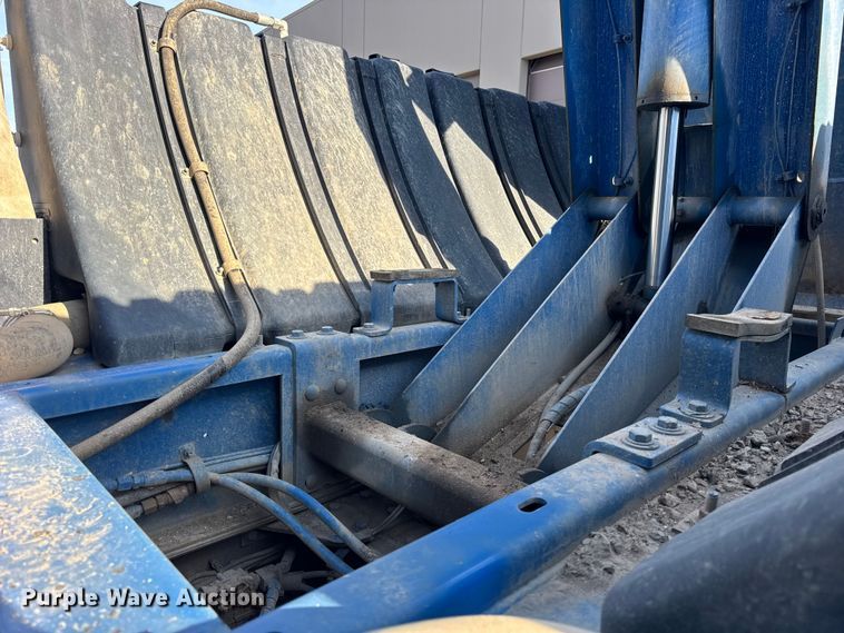 image for item ER0345 2014 Peterbilt 348 sewer jetter truck