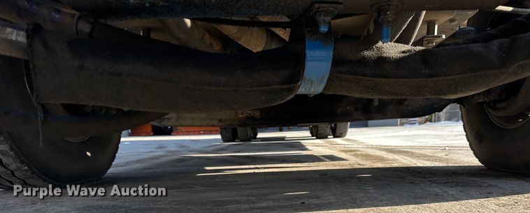 image for item ER0345 2014 Peterbilt 348 sewer jetter truck