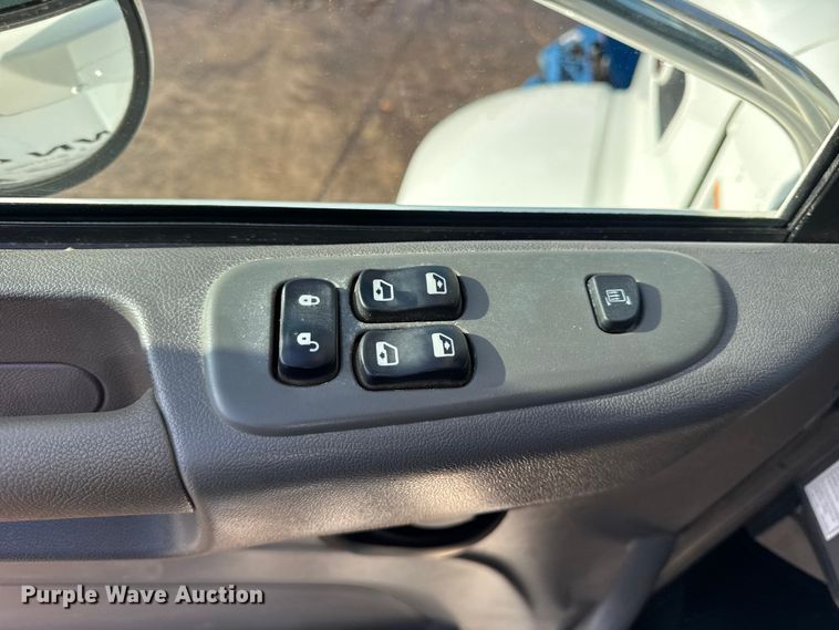 image for item ER0345 2014 Peterbilt 348 sewer jetter truck