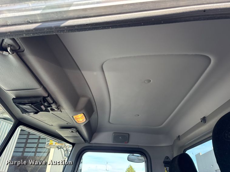 image for item ER0345 2014 Peterbilt 348 sewer jetter truck