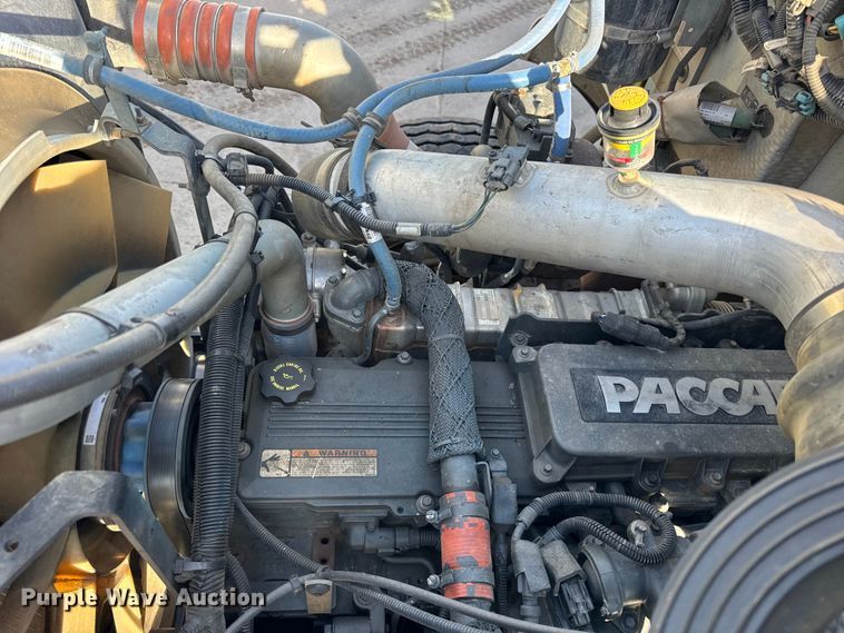 image for item ER0345 2014 Peterbilt 348 sewer jetter truck