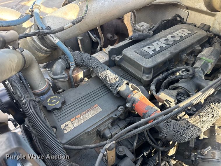 image for item ER0345 2014 Peterbilt 348 sewer jetter truck