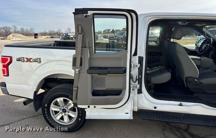 image for item ER0367 2018 Ford F150  Ext. Cab pickup truck