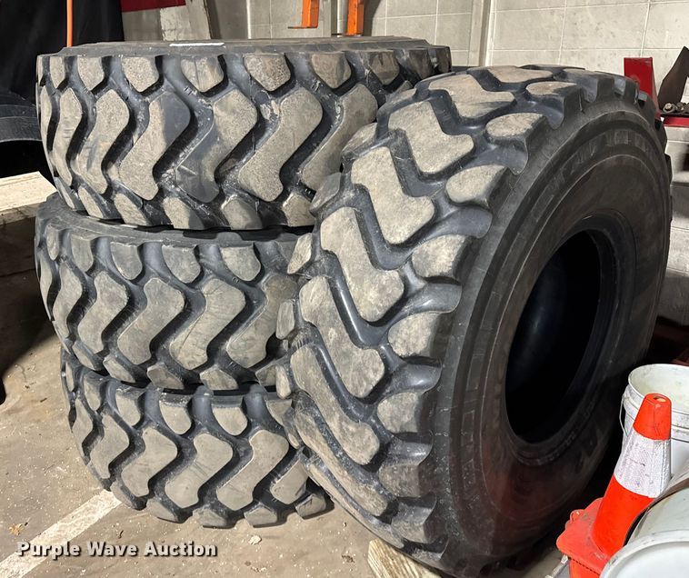 image for item ER0368 Michelin 20.5R25 wheel loader tires