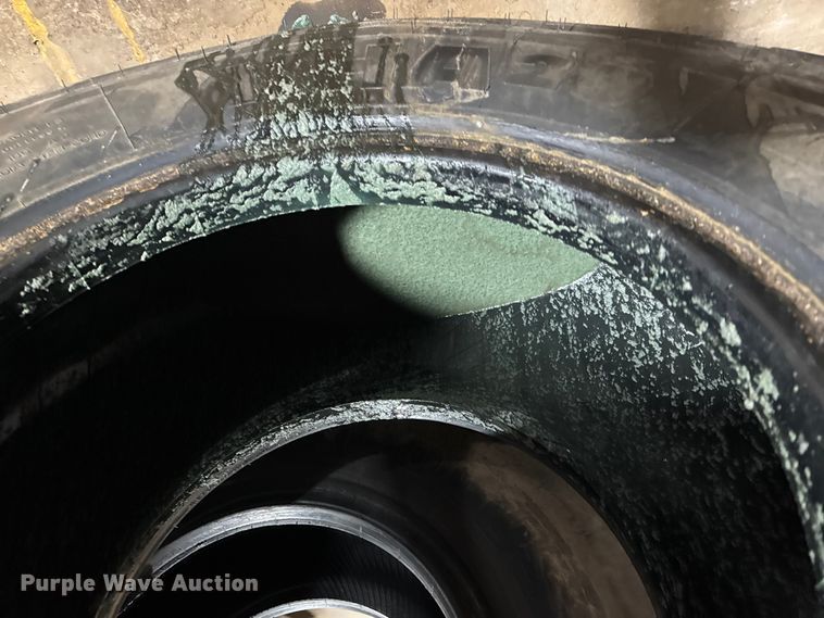 image for item ER0369 Michelin 20.5R25 wheel loader tires