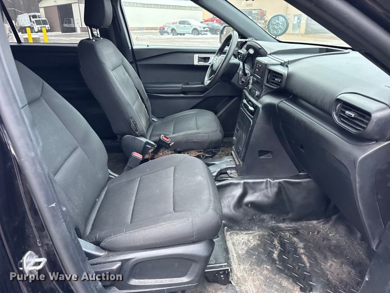 image for item ER0370 2021 Ford Explorer Police Interceptor SUV