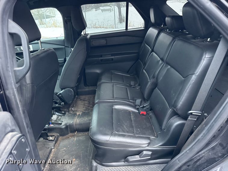 image for item ER0370 2021 Ford Explorer Police Interceptor SUV