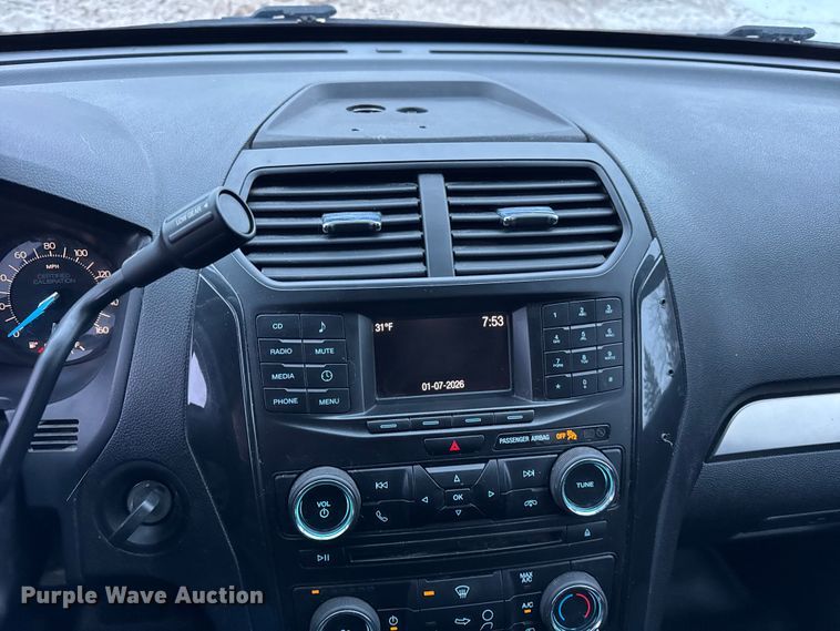 image for item ER0371 2018 Ford Explorer Police Interceptor SUV