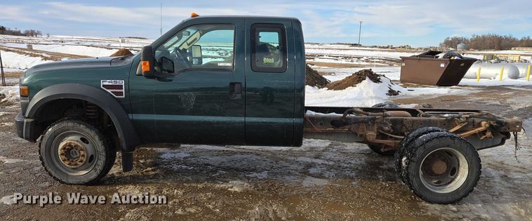 image for item ES2634 2008 Ford F450 truck cab and chassis