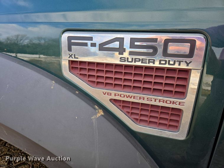 image for item ES2634 2008 Ford F450 truck cab and chassis