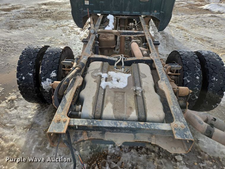 image for item ES2634 2008 Ford F450 truck cab and chassis