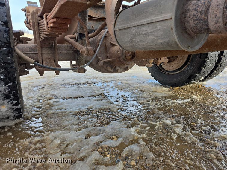 image for item ES2634 2008 Ford F450 truck cab and chassis