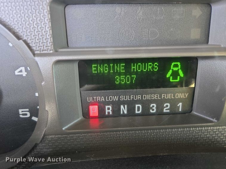 image for item ES2634 2008 Ford F450 truck cab and chassis