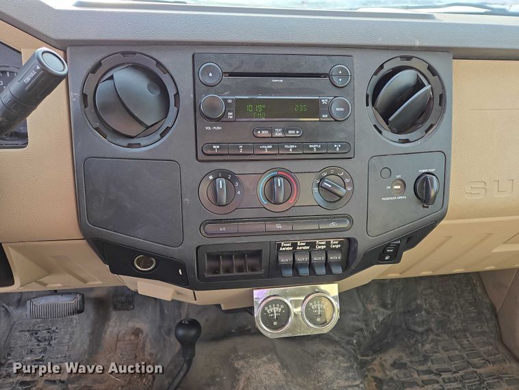 image for item ES2634 2008 Ford F450 truck cab and chassis