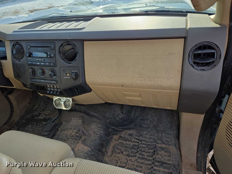 image for item ES2634 2008 Ford F450 truck cab and chassis