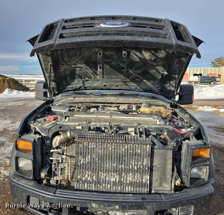 image for item ES2634 2008 Ford F450 truck cab and chassis