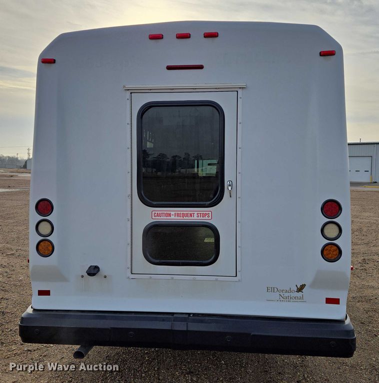 image for item ES2667 2013 Ford Eldorado shuttle bus