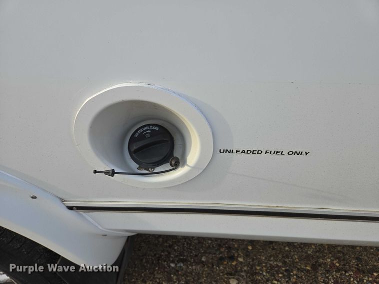 image for item ES2667 2013 Ford Eldorado shuttle bus