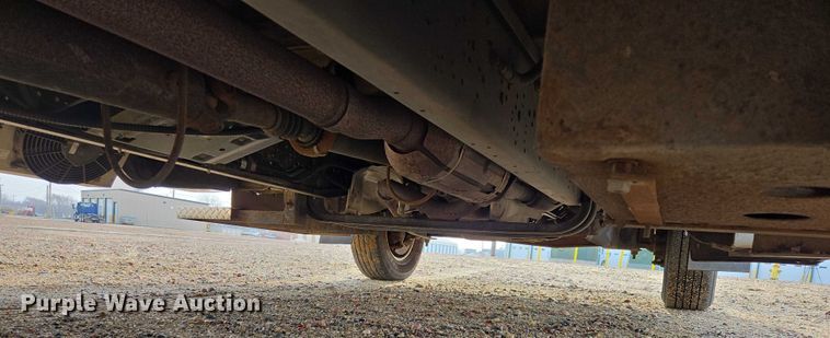 image for item ES2667 2013 Ford Eldorado shuttle bus