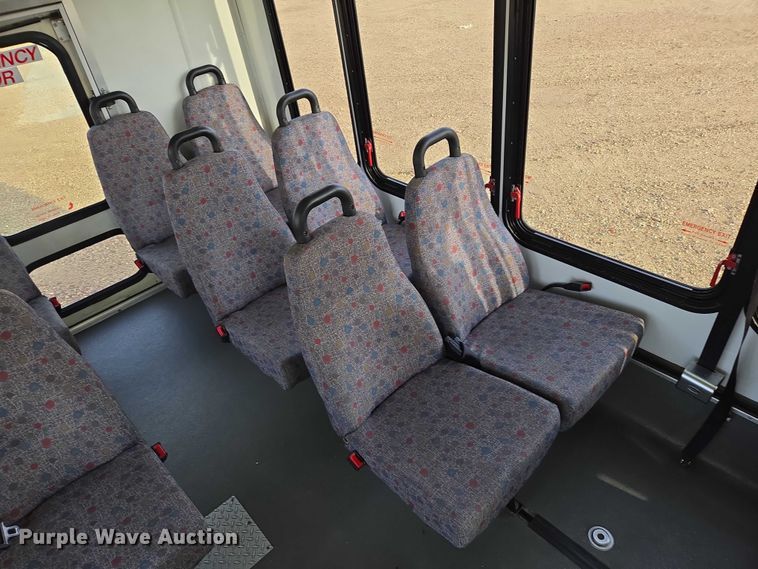 image for item ES2667 2013 Ford Eldorado shuttle bus