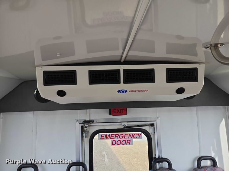 image for item ES2667 2013 Ford Eldorado shuttle bus