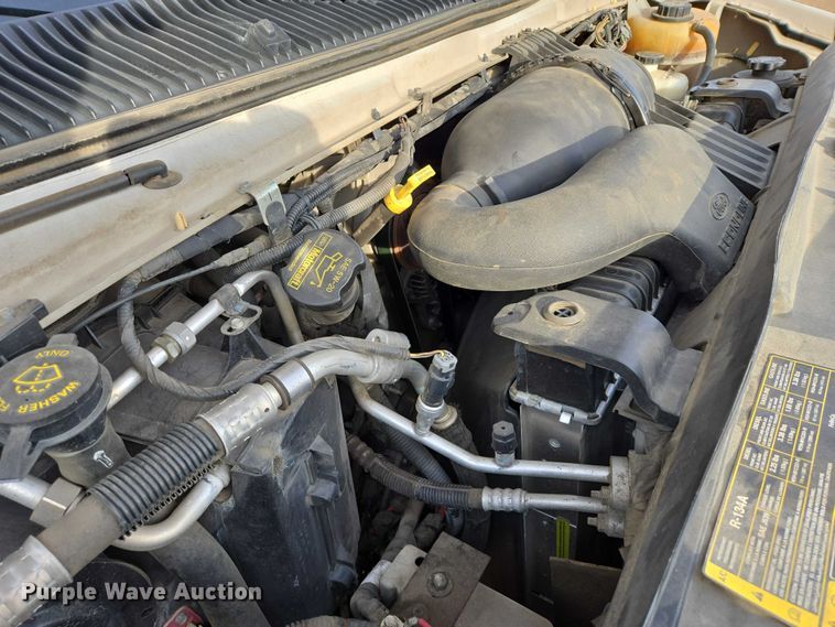 image for item ES2667 2013 Ford Eldorado shuttle bus