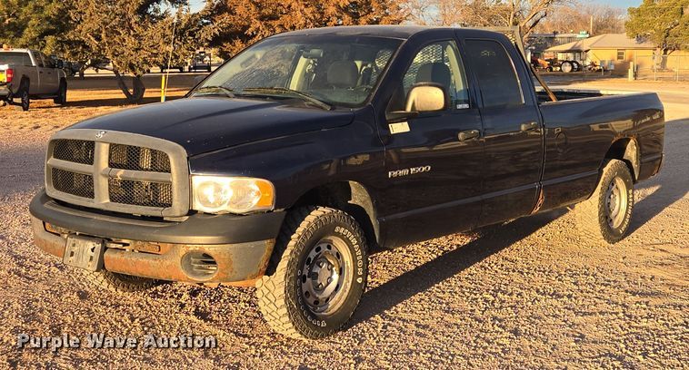 image for item ES2719 2005 Dodge Ram 1500 Ext. Cab pickup truck