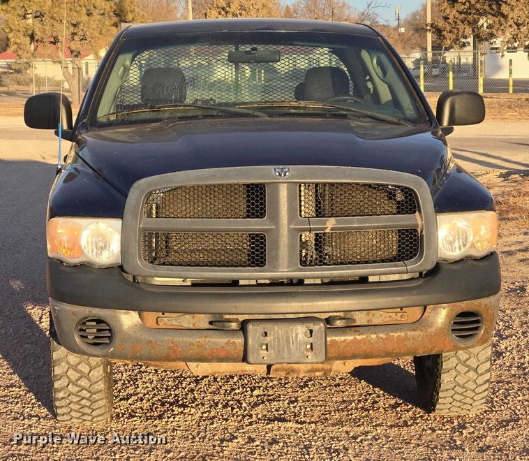 image for item ES2719 2005 Dodge Ram 1500 Ext. Cab pickup truck