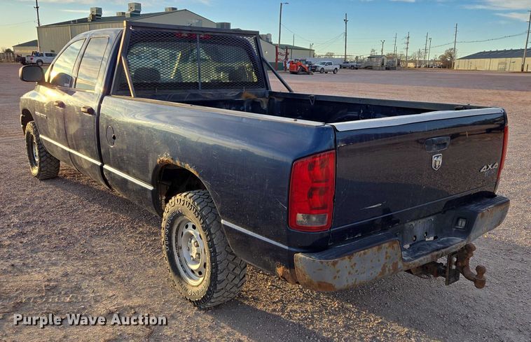 image for item ES2719 2005 Dodge Ram 1500 Ext. Cab pickup truck