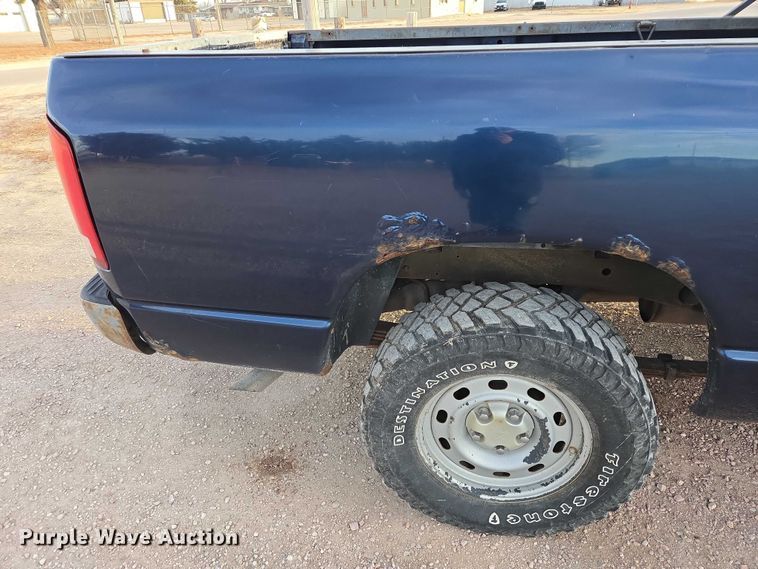 image for item ES2719 2005 Dodge Ram 1500 Ext. Cab pickup truck