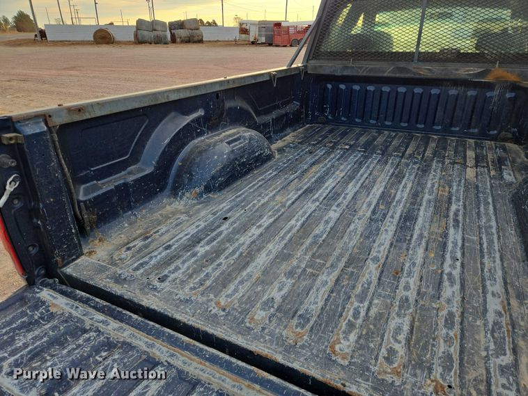 image for item ES2719 2005 Dodge Ram 1500 Ext. Cab pickup truck