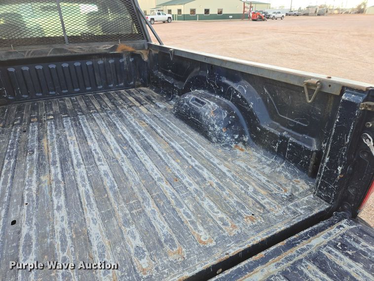 image for item ES2719 2005 Dodge Ram 1500 Ext. Cab pickup truck