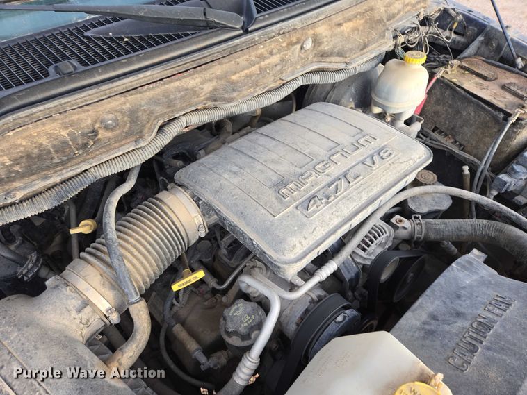 image for item ES2719 2005 Dodge Ram 1500 Ext. Cab pickup truck