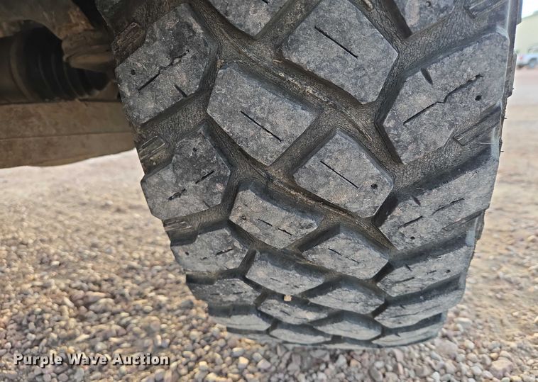 image for item ES2719 2005 Dodge Ram 1500 Ext. Cab pickup truck