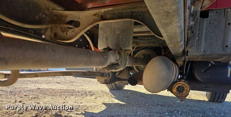 image for item ES2722 1984 International 1954 rollback truck