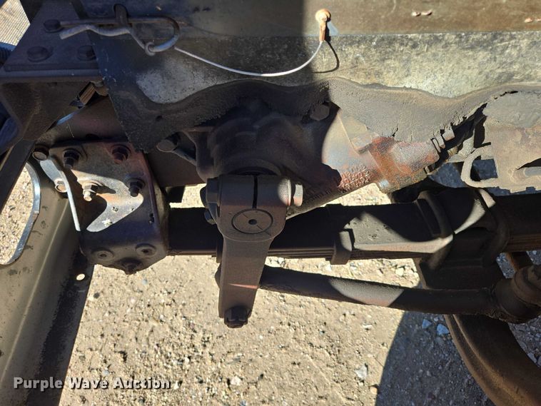 image for item ES2722 1984 International 1954 rollback truck