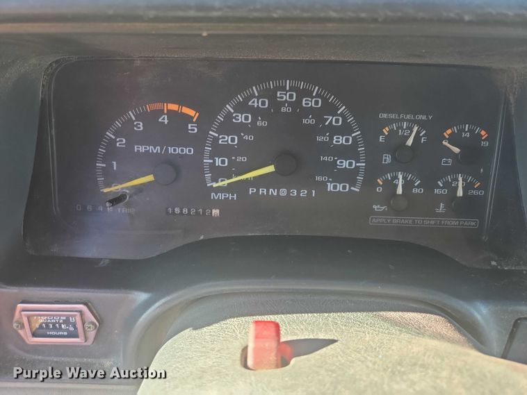 image for item ES2723 1997 Chevrolet 3500 Crew Cab pickup truck cab and chassis