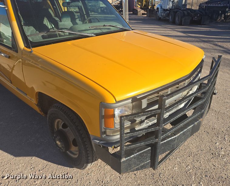 image for item ES2725 1996 Chevrolet 3500 Crew Cab dump bed pickup truck