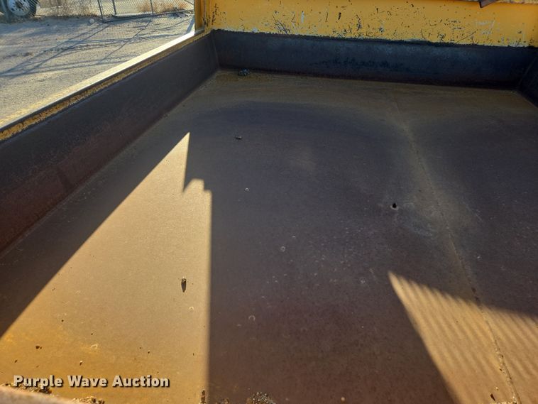 image for item ES2725 1996 Chevrolet 3500 Crew Cab dump bed pickup truck