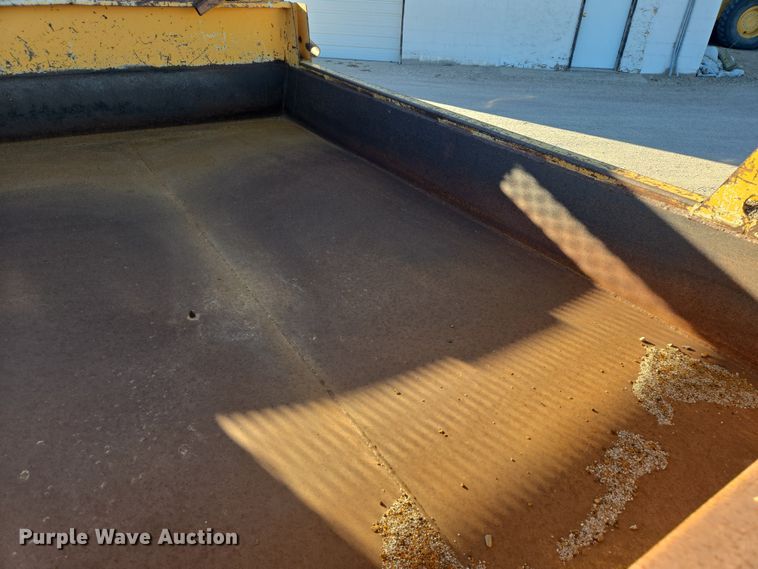 image for item ES2725 1996 Chevrolet 3500 Crew Cab dump bed pickup truck